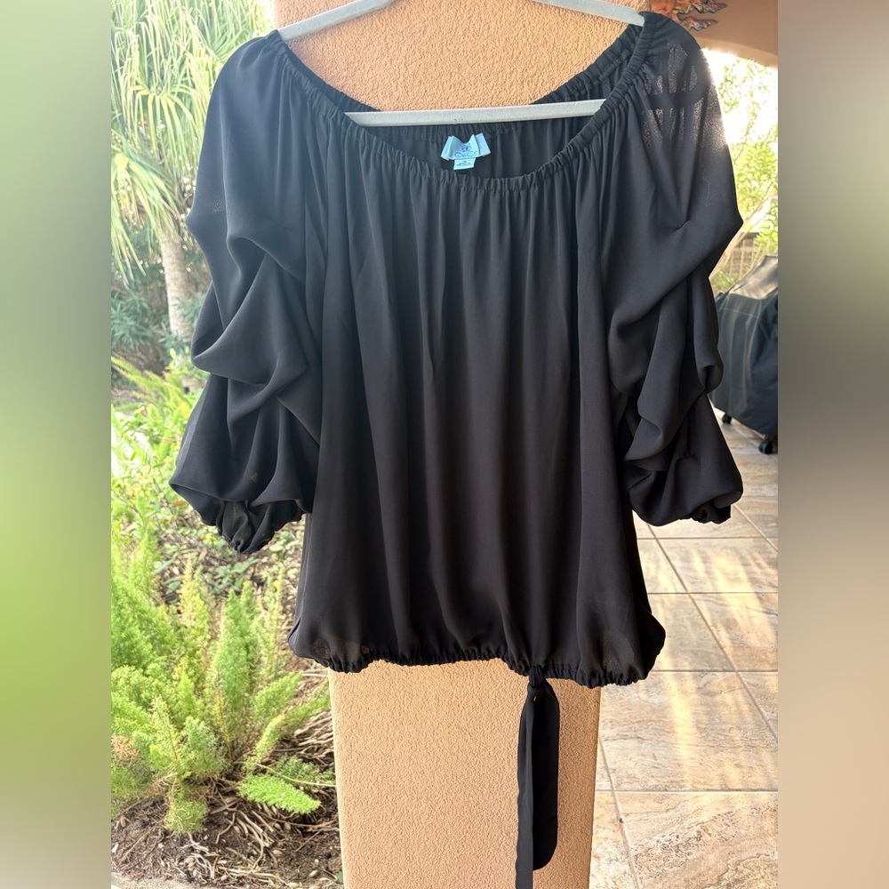 Sexy Jet Black CECE On-Off the Shoulder Women’s Top Blouse. Tie accents. SZ XL